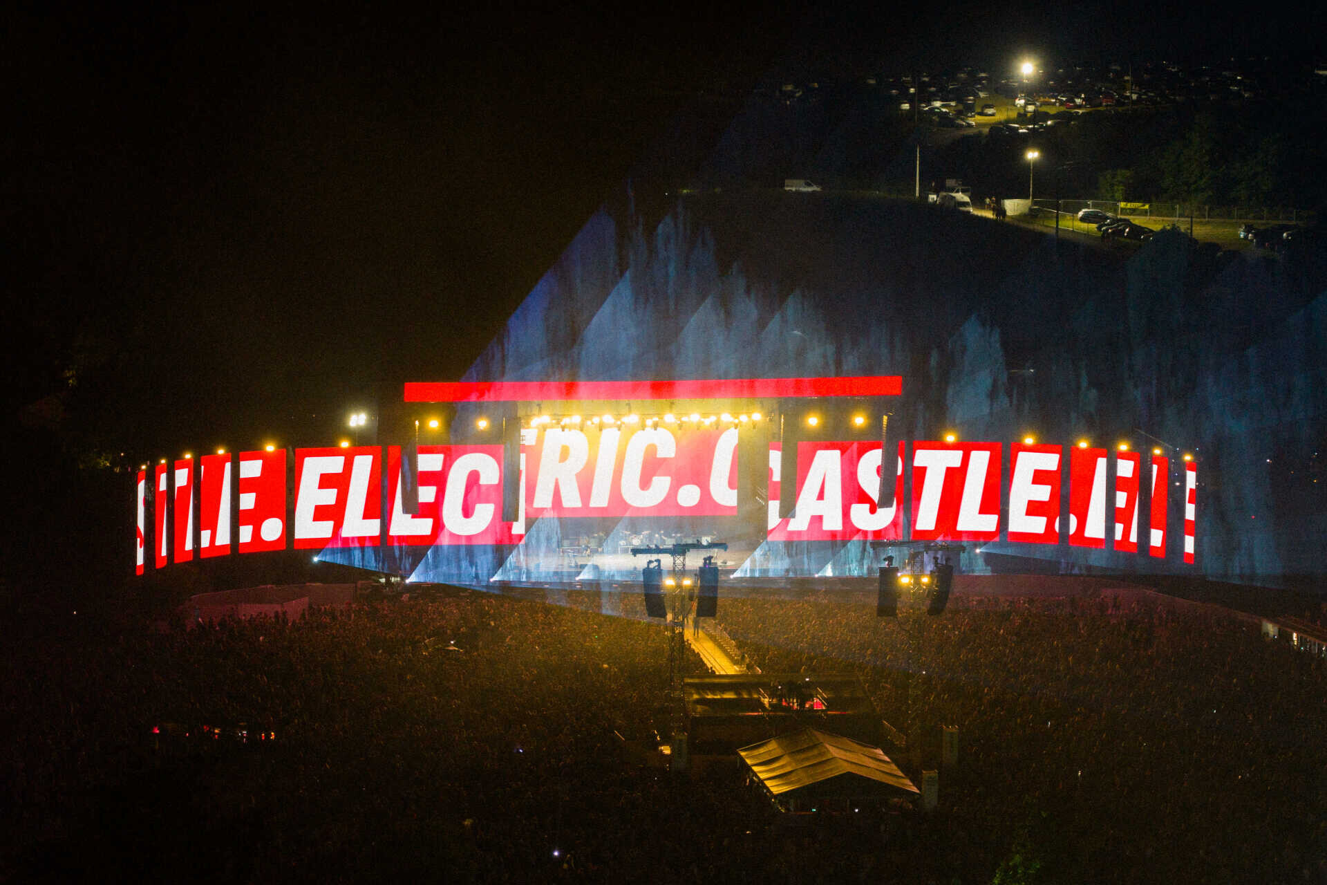Scena principală Electric Castle 2026, văzută de sus, noaptea