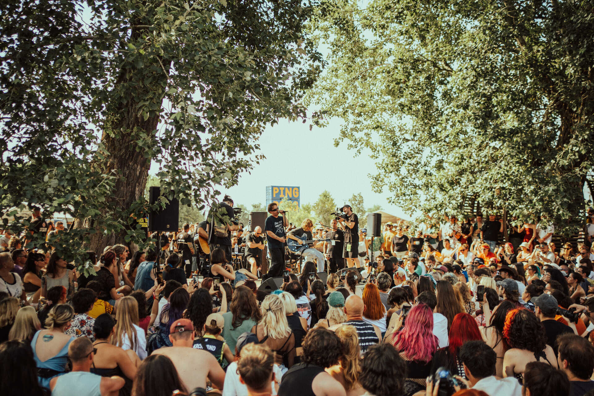 Sesiune acustică în aer liber, în a treia zi de Electric Castle 2026